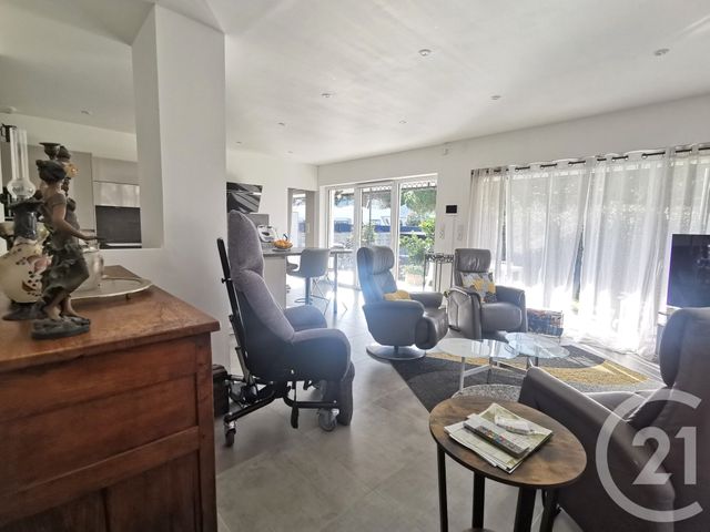 Appartement F3 à vendre - 3 pièces - 77.09 m2 - LE GRAU DU ROI - 30 - LANGUEDOC-ROUSSILLON - Century 21 Rouvière Immobilier