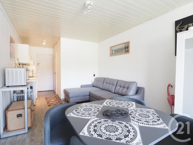 Studio à louer - 1 pièce - 27.0 m2 - LE GRAU DU ROI - 30 - LANGUEDOC-ROUSSILLON - Century 21 Rouvière Immobilier