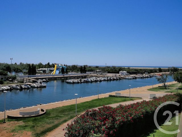 Appartement à louer - 2 pièces - 20.0 m2 - LE GRAU DU ROI - 30 - LANGUEDOC-ROUSSILLON - Century 21 Rouvière Immobilier