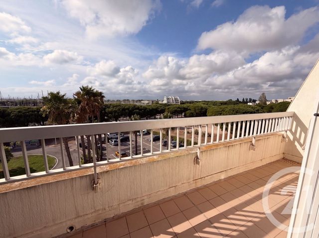 Appartement F3 duplex à vendre - 3 pièces - 53.38 m2 - LE GRAU DU ROI - 30 - LANGUEDOC-ROUSSILLON - Century 21 Rouvière Immobilier