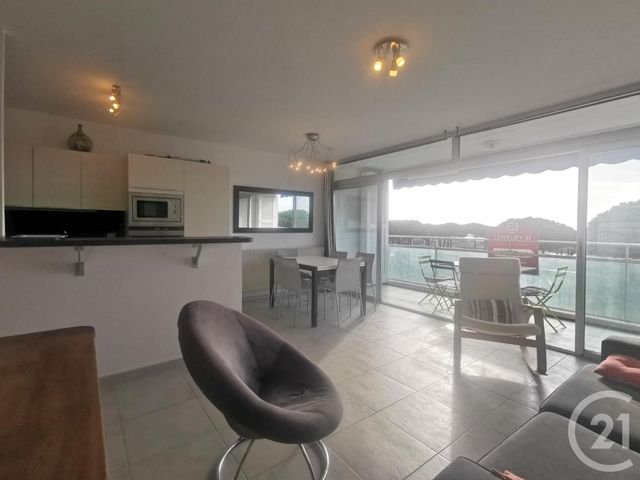Afficher la photo en grand Appartement F3 à vendre - 3 pièces - 60.05 m2 - LE GRAU DU ROI - 30 - LANGUEDOC-ROUSSILLON - Century 21 Rouvière Immobilier