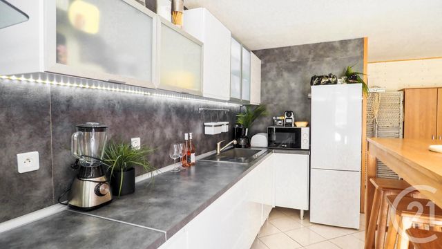 Studio à vendre - 1 pièce - 31.99 m2 - LE GRAU DU ROI - 30 - LANGUEDOC-ROUSSILLON - Century 21 Rouvière Immobilier