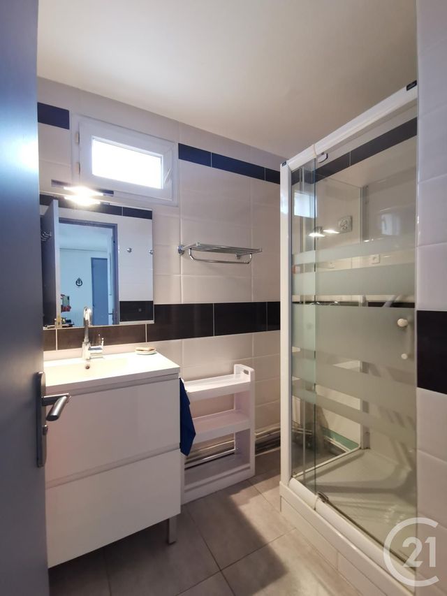 Appartement F3 à vendre - 3 pièces - 68.38 m2 - LE GRAU DU ROI - 30 - LANGUEDOC-ROUSSILLON - Century 21 Rouvière Immobilier