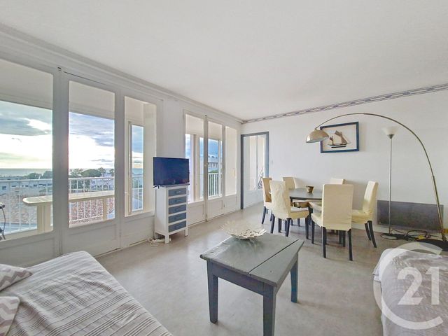 Afficher la photo en grand Appartement F3 à vendre - 3 pièces - 55.0 m2 - LE GRAU DU ROI - 30 - LANGUEDOC-ROUSSILLON - Century 21 Rouvière Immobilier