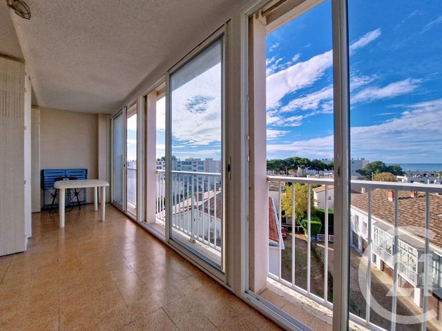 Afficher la photo en grand Appartement F3 à vendre - 3 pièces - 55.0 m2 - LE GRAU DU ROI - 30 - LANGUEDOC-ROUSSILLON - Century 21 Rouvière Immobilier