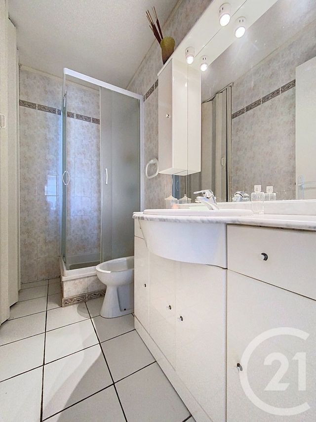 Appartement F3 à vendre - 3 pièces - 73.01 m2 - LE GRAU DU ROI - 30 - LANGUEDOC-ROUSSILLON - Century 21 Rouvière Immobilier