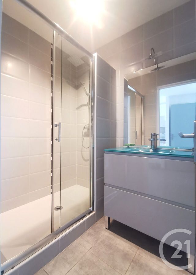 Appartement F3 à vendre - 3 pièces - 69.3 m2 - LE GRAU DU ROI - 30 - LANGUEDOC-ROUSSILLON - Century 21 Rouvière Immobilier