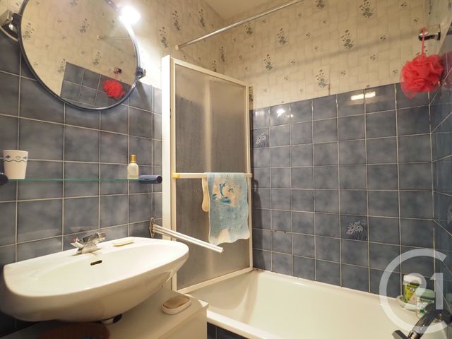 Afficher la photo en grand Appartement Studio Cabine à vendre - 1 pièce - 28.7 m2 - 30 - LANGUEDOC-ROUSSILLON - Century 21 Rouvière Immobilier