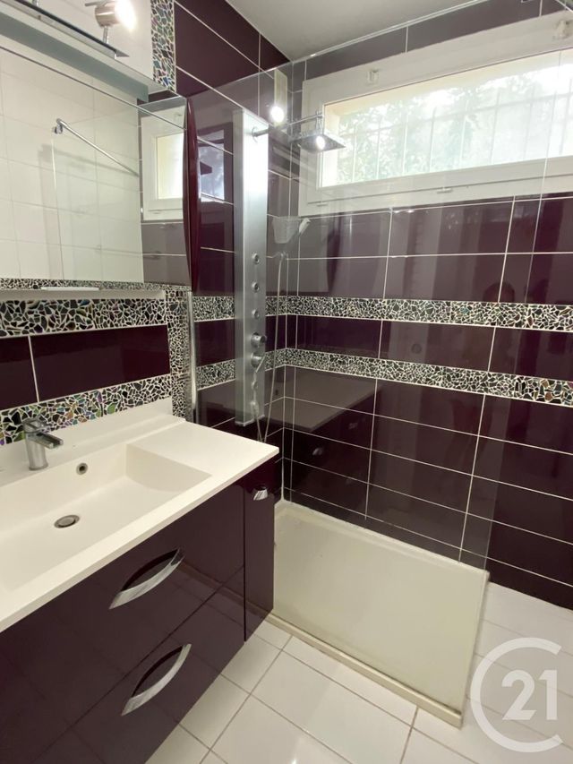 Appartement F3 à louer - 3 pièces - 64.04 m2 - LE GRAU DU ROI - 30 - LANGUEDOC-ROUSSILLON - Century 21 Rouvière Immobilier