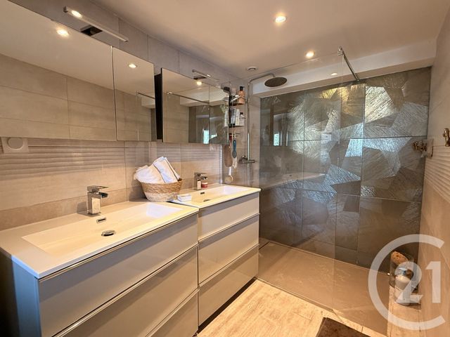 maison à vendre - 5 pièces - 183.06 m2 - AIGUES MORTES - 30 - LANGUEDOC-ROUSSILLON - Century 21 Rouvière Immobilier