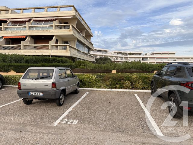 Appartement F3 à vendre - 3 pièces - 51.8 m2 - LE GRAU DU ROI - 30 - LANGUEDOC-ROUSSILLON - Century 21 Rouvière Immobilier