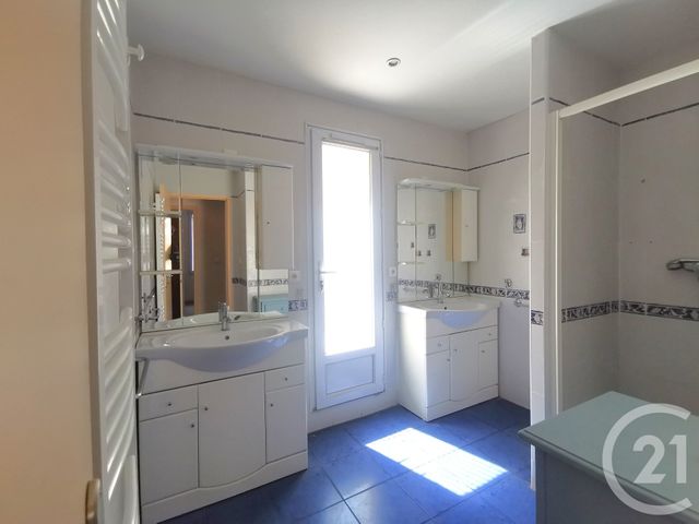 Appartement F3 à vendre - 3 pièces - 76.7 m2 - LE GRAU DU ROI - 30 - LANGUEDOC-ROUSSILLON - Century 21 Rouvière Immobilier
