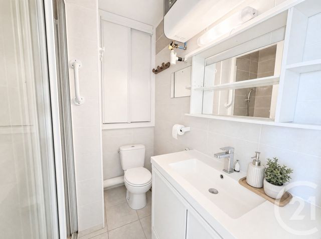 Appartement T2 à vendre - 2 pièces - 26.75 m2 - LE GRAU DU ROI - 30 - LANGUEDOC-ROUSSILLON - Century 21 Rouvière Immobilier