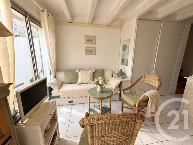 Appartement F3 à vendre - 3 pièces - 34.8 m2 - LE GRAU DU ROI - 30 - LANGUEDOC-ROUSSILLON - Century 21 Rouvière Immobilier